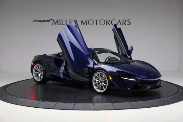 New 2025 McLaren Artura Spider TechLux for sale $327,158 at Alfa Romeo of Westport in Westport CT 06880 20