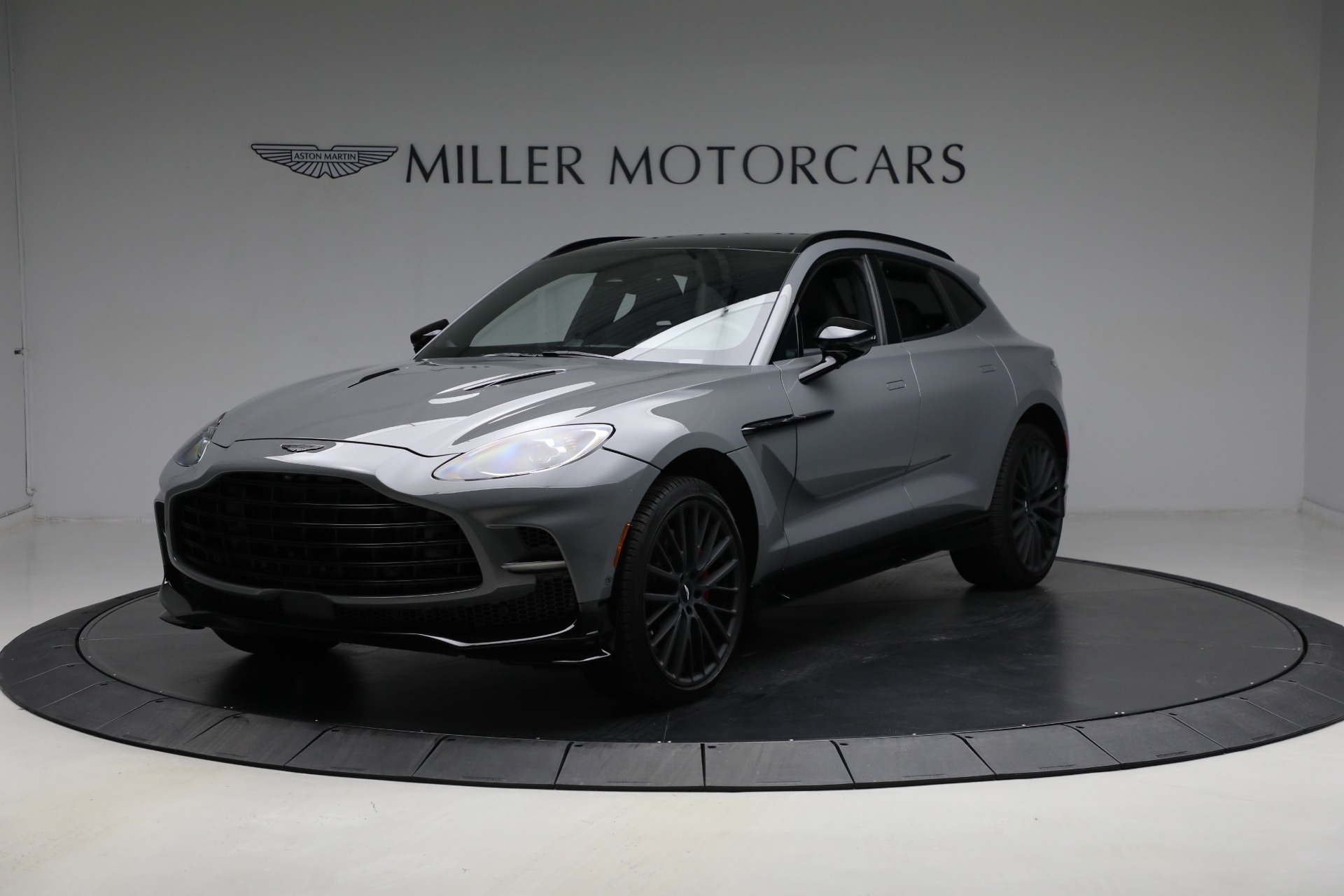 Used 2025 Aston Martin DBX 707 for sale $264,900 at Alfa Romeo of Westport in Westport CT 06880 1