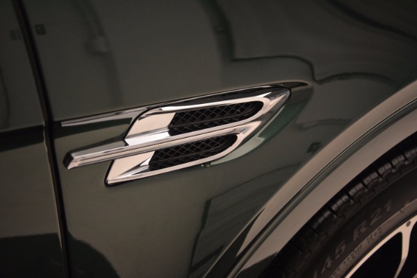 Used 2017 Bentley Bentayga W12 for sale Sold at Alfa Romeo of Westport in Westport CT 06880 19