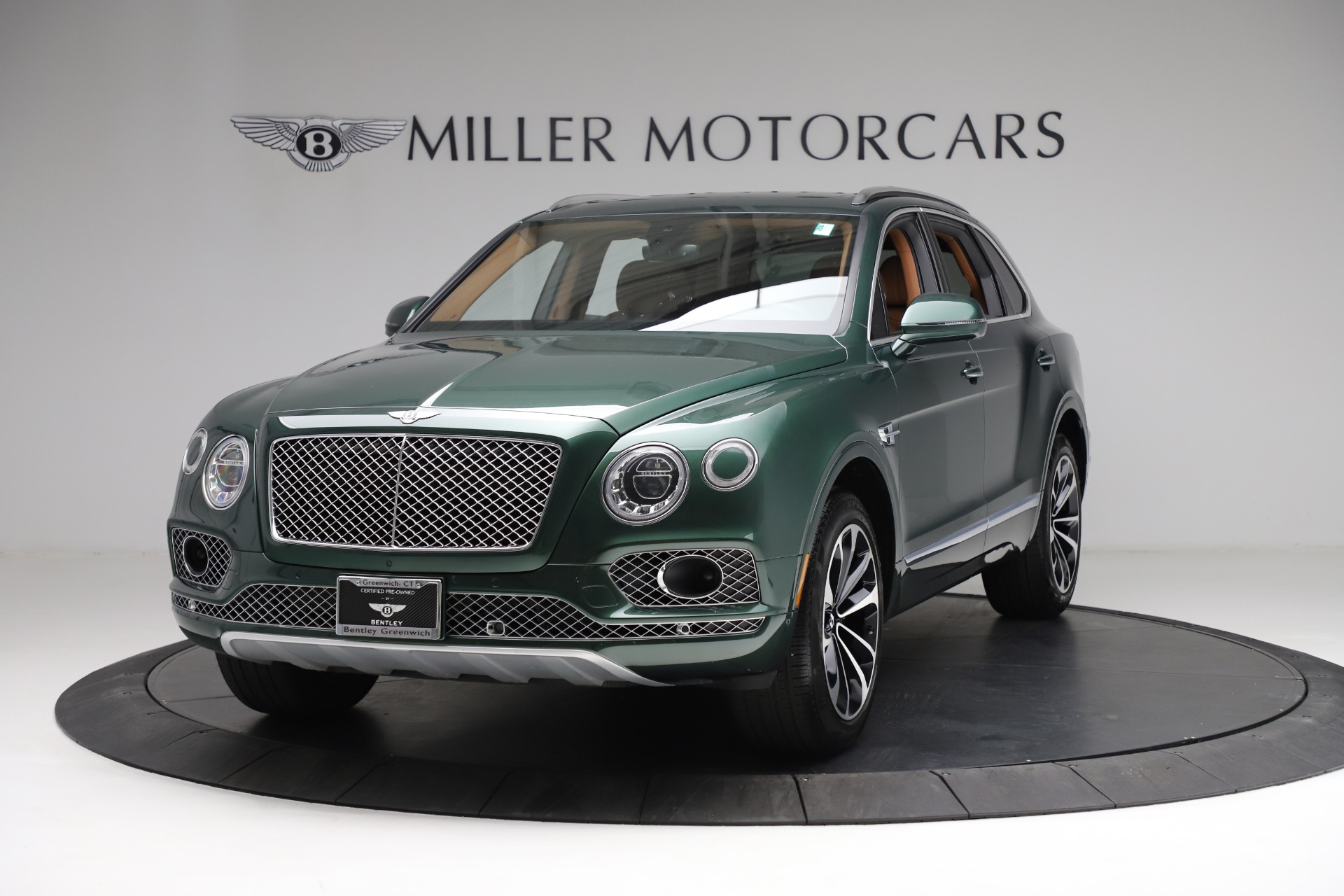 Used 2017 Bentley Bentayga W12 for sale Sold at Alfa Romeo of Westport in Westport CT 06880 1