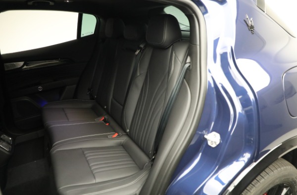 New 2025 Maserati Grecale Modena for sale Sold at Alfa Romeo of Westport in Westport CT 06880 14