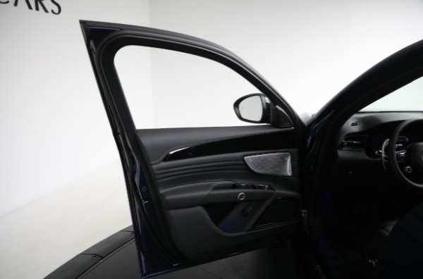 New 2025 Maserati Grecale Modena for sale Sold at Alfa Romeo of Westport in Westport CT 06880 17