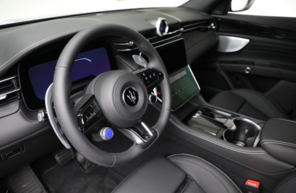 New 2025 Maserati Grecale Modena for sale Sold at Alfa Romeo of Westport in Westport CT 06880 19