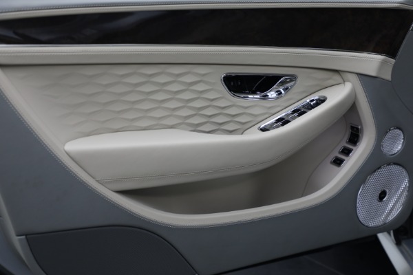 Used 2025 Bentley Continental GT Speed for sale $281,900 at Alfa Romeo of Westport in Westport CT 06880 19