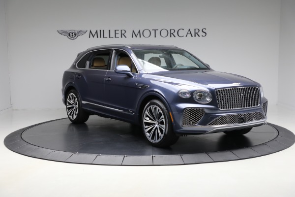 New 2025 Bentley Bentayga EWB Azure V8 for sale Sold at Alfa Romeo of Westport in Westport CT 06880 11