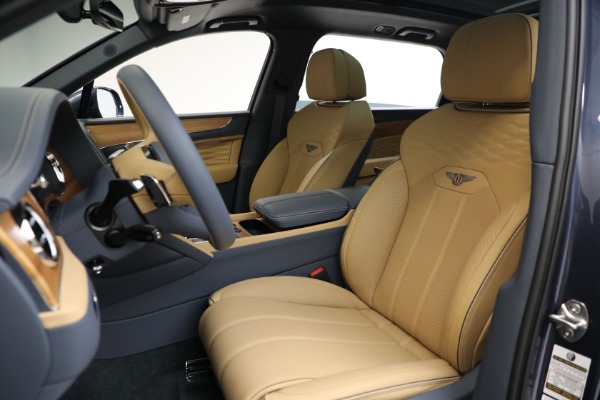 New 2025 Bentley Bentayga EWB Azure V8 for sale Sold at Alfa Romeo of Westport in Westport CT 06880 19