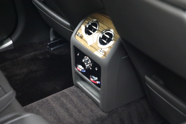 Used 2024 Rolls-Royce Ghost for sale $305,900 at Alfa Romeo of Westport in Westport CT 06880 19