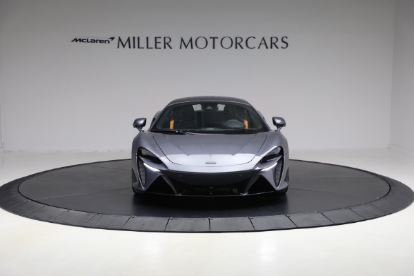 Used 2025 McLaren Artura Vision for sale $292,398 at Alfa Romeo of Westport in Westport CT 06880 12