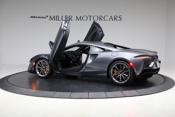 Used 2025 McLaren Artura Vision for sale $292,398 at Alfa Romeo of Westport in Westport CT 06880 17