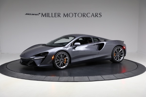 Used 2025 McLaren Artura Vision for sale $292,398 at Alfa Romeo of Westport in Westport CT 06880 2