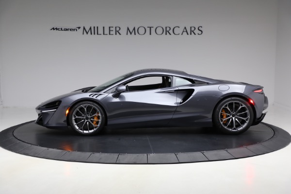 Used 2025 McLaren Artura Vision for sale $292,398 at Alfa Romeo of Westport in Westport CT 06880 3