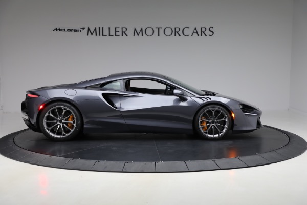 Used 2025 McLaren Artura Vision for sale $292,398 at Alfa Romeo of Westport in Westport CT 06880 9