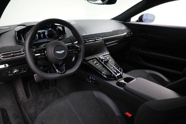 Used 2025 Aston Martin Vantage for sale $196,900 at Alfa Romeo of Westport in Westport CT 06880 17
