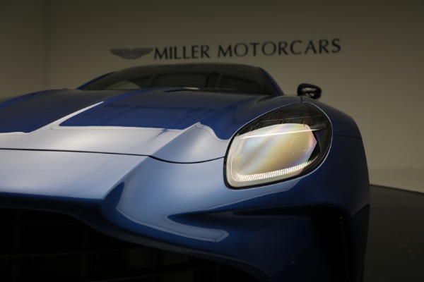 Used 2025 Aston Martin Vantage for sale $196,900 at Alfa Romeo of Westport in Westport CT 06880 28