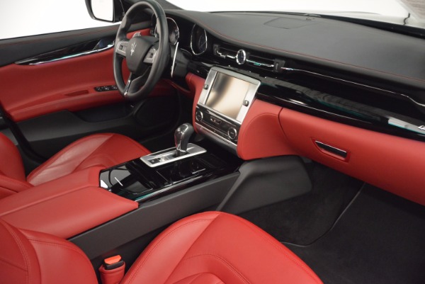 Used 2015 Maserati Quattroporte S Q4 for sale Sold at Alfa Romeo of Westport in Westport CT 06880 20
