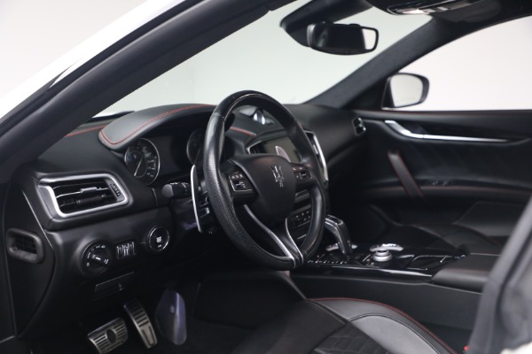 Used 2022 Maserati Ghibli Modena Q4 for sale $37,900 at Alfa Romeo of Westport in Westport CT 06880 14