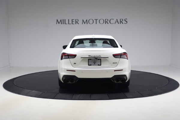 Used 2022 Maserati Ghibli Modena Q4 for sale $37,900 at Alfa Romeo of Westport in Westport CT 06880 6