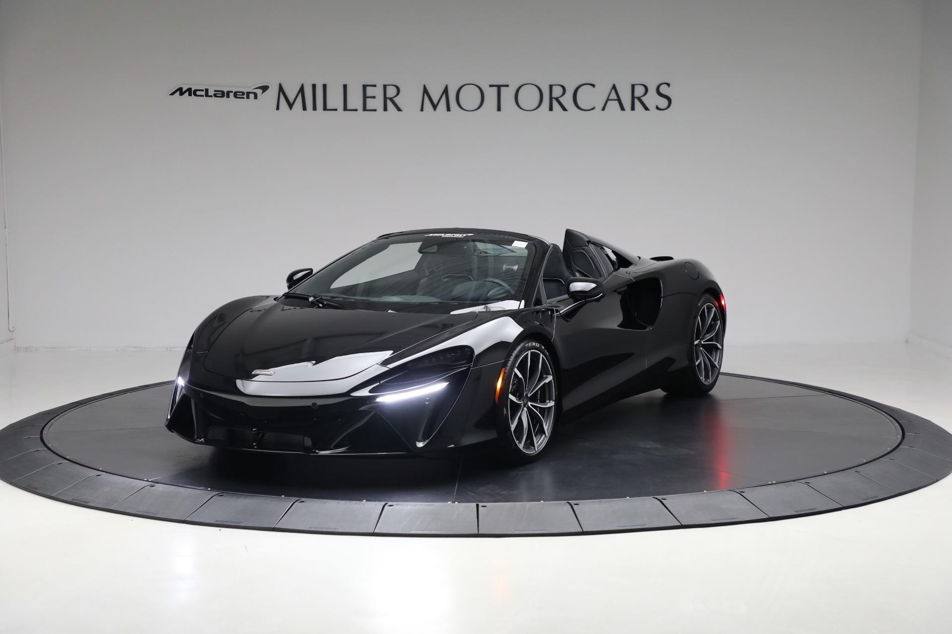 New 2025 McLaren Artura Spider for sale Sold at Alfa Romeo of Westport in Westport CT 06880 1