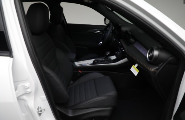 New 2025 Alfa Romeo Tonale for sale Sold at Alfa Romeo of Westport in Westport CT 06880 13