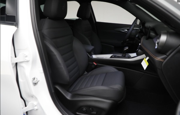 New 2025 Alfa Romeo Tonale for sale Sold at Alfa Romeo of Westport in Westport CT 06880 14