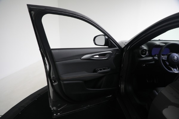 New 2025 Alfa Romeo Tonale for sale Sold at Alfa Romeo of Westport in Westport CT 06880 23