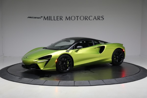 Used 2024 McLaren Artura Performance for sale Sold at Alfa Romeo of Westport in Westport CT 06880 2