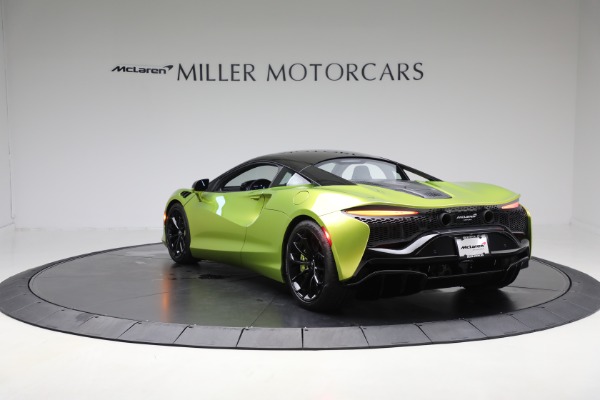 Used 2024 McLaren Artura Performance for sale Sold at Alfa Romeo of Westport in Westport CT 06880 5