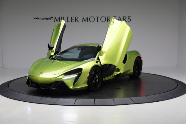 Used 2024 McLaren Artura TechLux for sale $191,900 at Alfa Romeo of Westport in Westport CT 06880 14