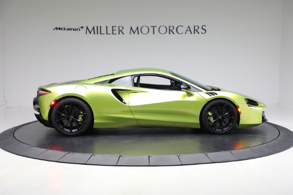 Used 2024 McLaren Artura TechLux for sale $191,900 at Alfa Romeo of Westport in Westport CT 06880 9