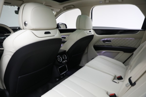 Used 2023 Bentley Bentayga Azure V8 for sale Sold at Alfa Romeo of Westport in Westport CT 06880 20