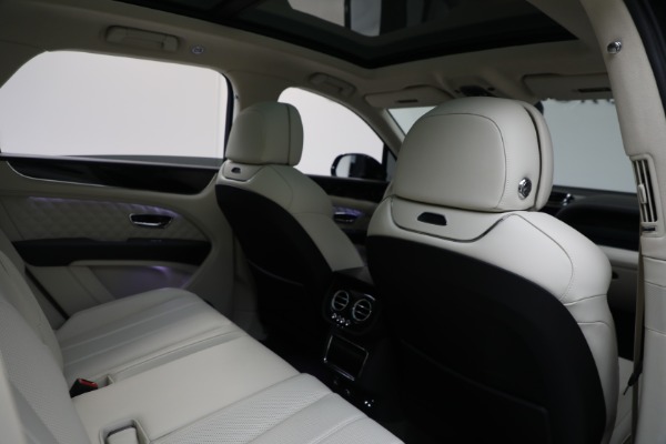 Used 2023 Bentley Bentayga Azure V8 for sale Sold at Alfa Romeo of Westport in Westport CT 06880 24