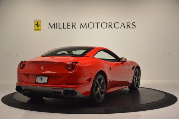 Used 2016 Ferrari California T for sale $149,900 at Alfa Romeo of Westport in Westport CT 06880 19