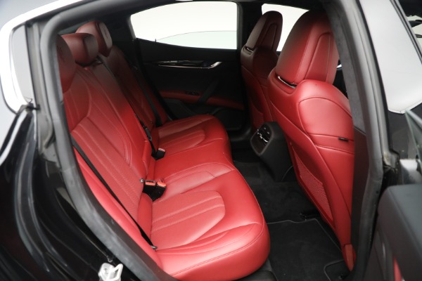 Used 2022 Maserati Ghibli Modena Q4 for sale Sold at Alfa Romeo of Westport in Westport CT 06880 18