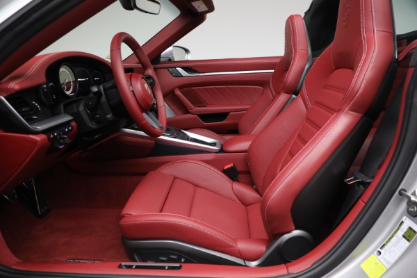 Used 2024 Porsche 911 Targa 4S for sale Sold at Alfa Romeo of Westport in Westport CT 06880 21