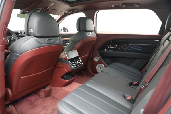 Used 2023 Bentley Bentayga EWB Azure V8 for sale Sold at Alfa Romeo of Westport in Westport CT 06880 20