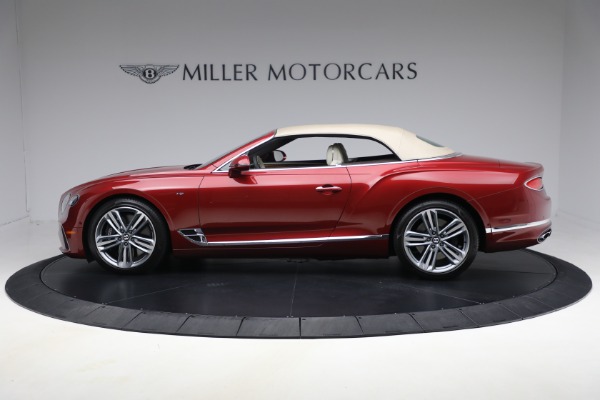 Used 2022 Bentley Continental GTC V8 for sale $225,900 at Alfa Romeo of Westport in Westport CT 06880 12