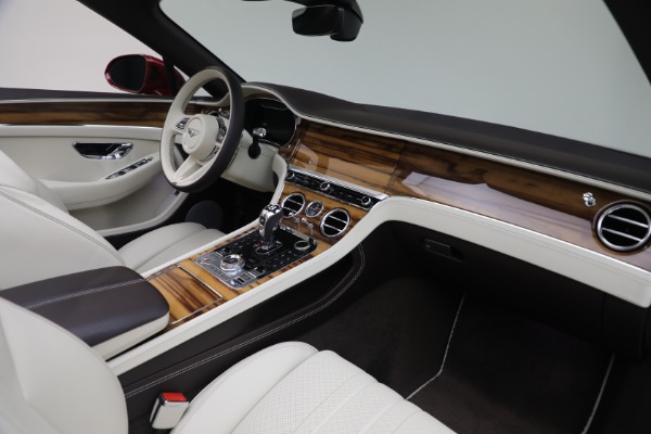 Used 2022 Bentley Continental GTC V8 for sale $225,900 at Alfa Romeo of Westport in Westport CT 06880 26
