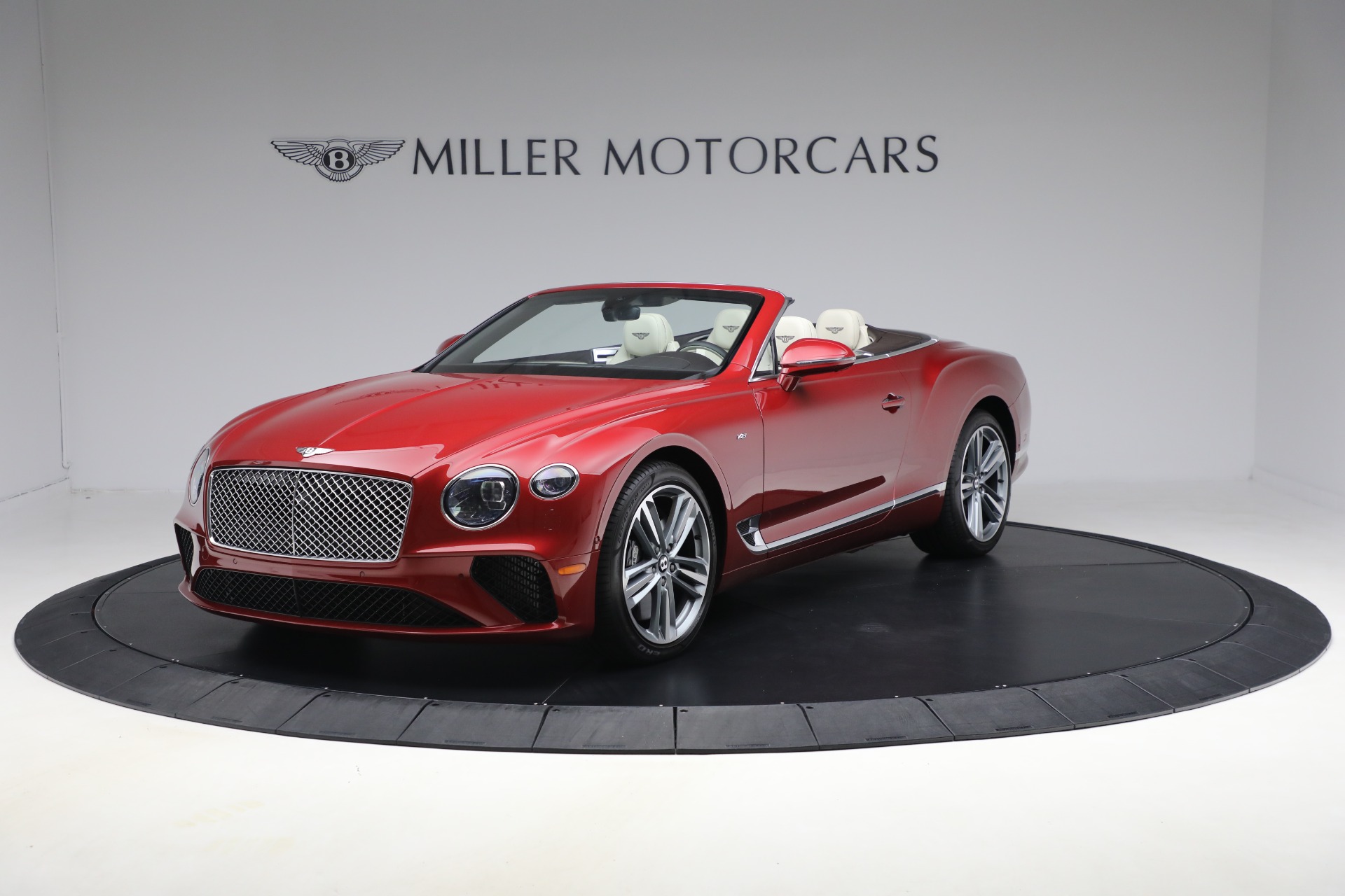 Used 2022 Bentley Continental GTC V8 for sale $225,900 at Alfa Romeo of Westport in Westport CT 06880 1