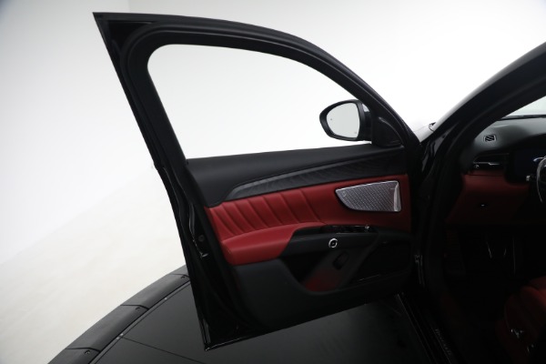 New 2025 Maserati Grecale for sale $84,856 at Alfa Romeo of Westport in Westport CT 06880 22