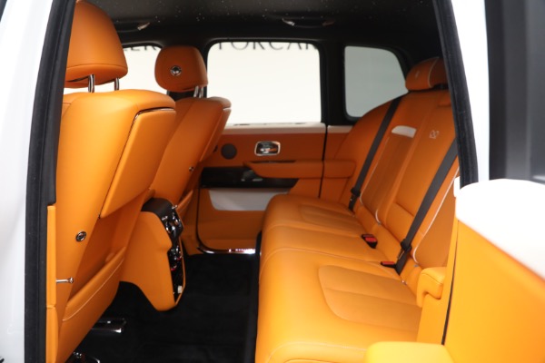 Used 2022 Rolls-Royce Black Badge Cullinan for sale $315,900 at Alfa Romeo of Westport in Westport CT 06880 25