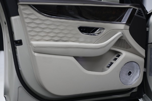 New 2025 Bentley Flying Spur Speed for sale $299,995 at Alfa Romeo of Westport in Westport CT 06880 17