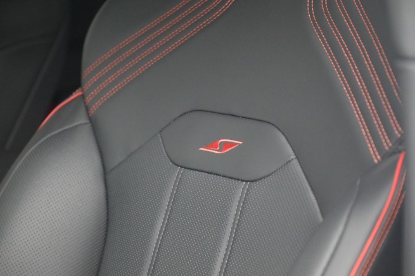 New 2025 Bentley Bentayga S Black Edition for sale Sold at Alfa Romeo of Westport in Westport CT 06880 22