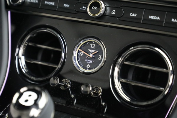 New 2025 Bentley Continental Black Edition for sale $333,700 at Alfa Romeo of Westport in Westport CT 06880 27