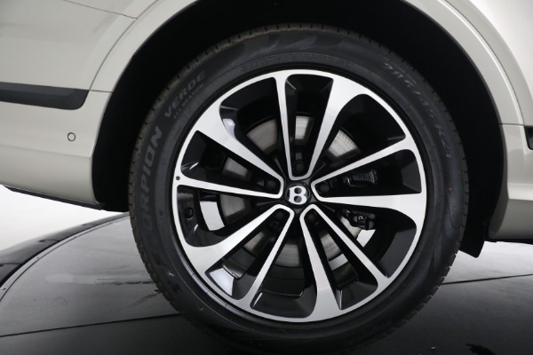 New 2025 Bentley Bentayga V8 for sale Sold at Alfa Romeo of Westport in Westport CT 06880 17