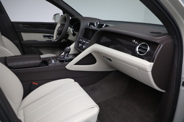 New 2025 Bentley Bentayga V8 for sale Sold at Alfa Romeo of Westport in Westport CT 06880 26