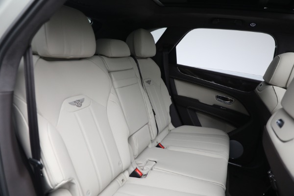 New 2025 Bentley Bentayga V8 for sale Sold at Alfa Romeo of Westport in Westport CT 06880 28