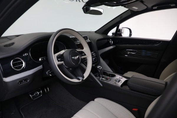 New 2025 Bentley Bentayga EWB Mulliner V8 for sale Sold at Alfa Romeo of Westport in Westport CT 06880 18