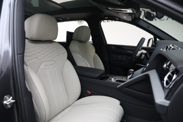 New 2025 Bentley Bentayga EWB Mulliner V8 for sale Sold at Alfa Romeo of Westport in Westport CT 06880 28