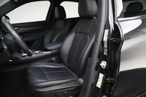 Used 2022 Alfa Romeo Stelvio Ti for sale Sold at Alfa Romeo of Westport in Westport CT 06880 14