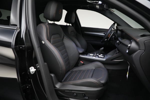 New 2025 Alfa Romeo Stelvio Intensa for sale Sold at Alfa Romeo of Westport in Westport CT 06880 19